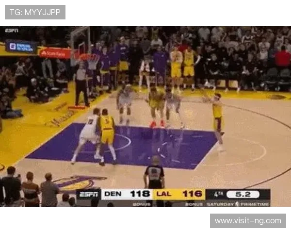 湖人詹姆斯率队逆转掘金精彩表现引爆全场讨论