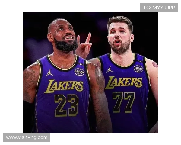 湖人双星联手逆转比赛，詹姆斯带队重回连胜轨迹