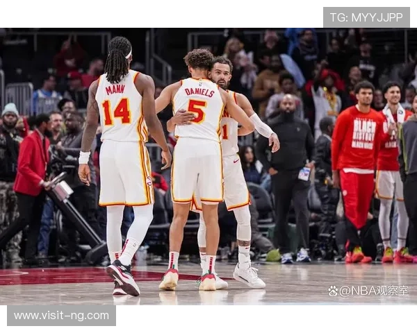 老鹰队崛起新篇章 球员成长与战术革新助力季后赛冲刺